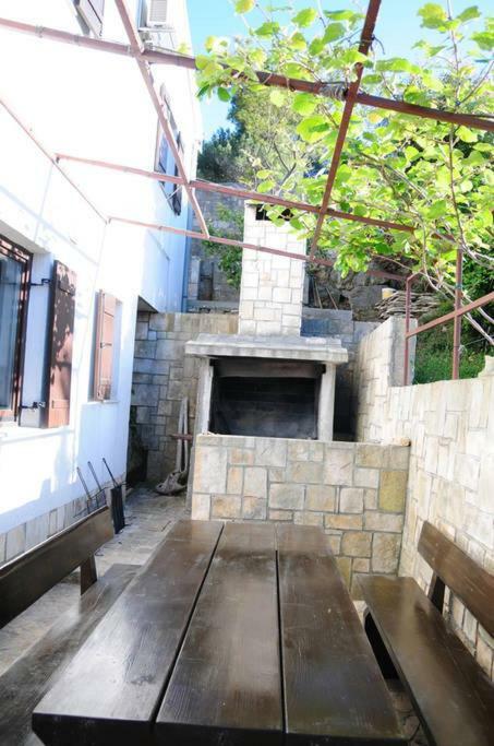 Luceissa Apartman Vis Kültér fotó